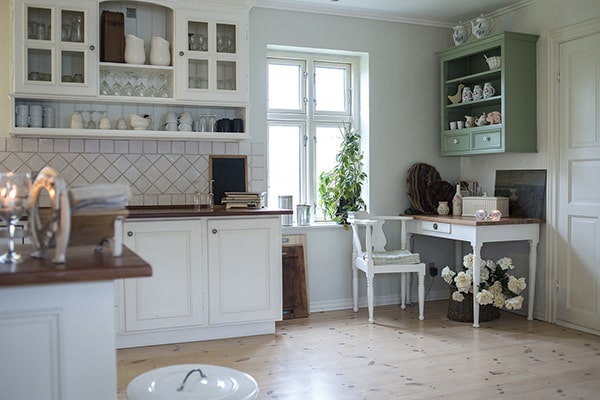 bookcase-kitchen-surface